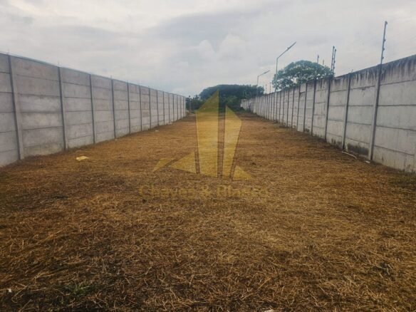 OPORTUNIDAD: Lote Plano de 450 m² en Santa Bárbara con Vista a la Montaña – ¡Listo para Construir!