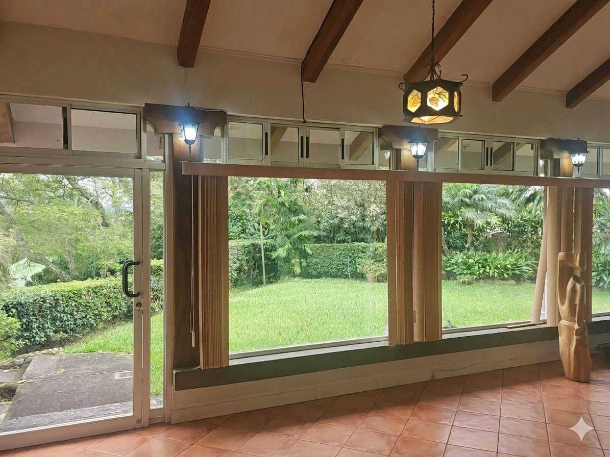 EXCLUSIVO Residencial en San Isidro de Heredia!