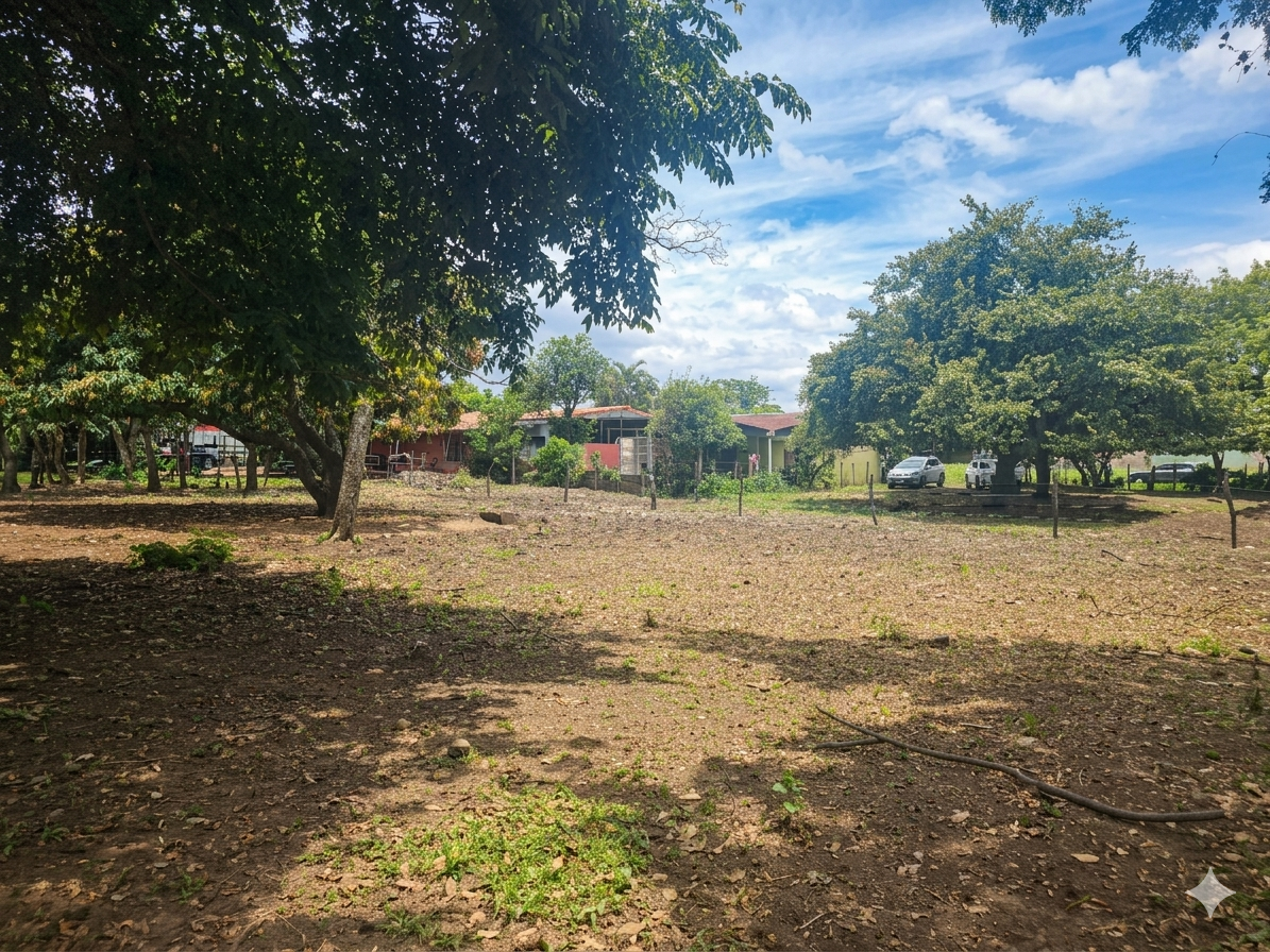 !OPORTUNIDAD: Terreno de 7,341 m² con Uso Mixto y Alta