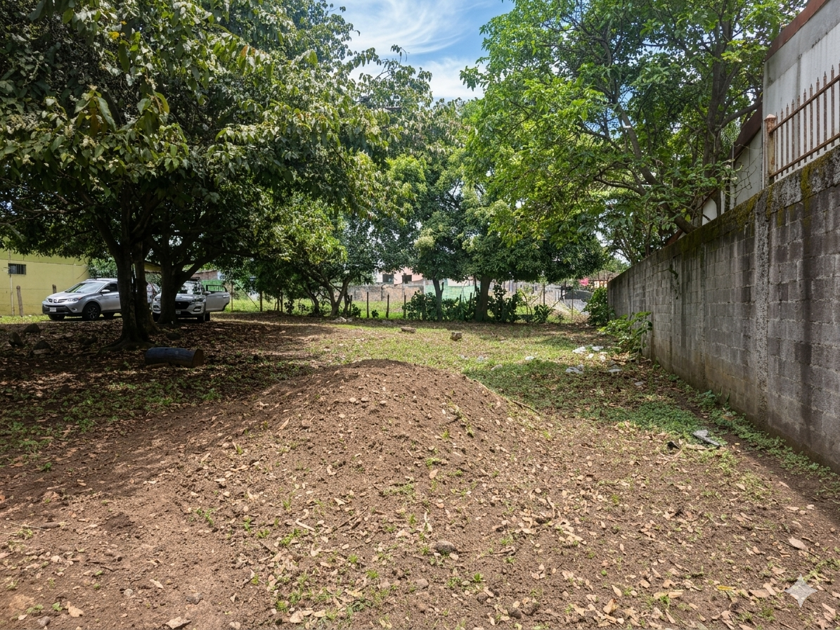 !OPORTUNIDAD: Terreno de 7,341 m² con Uso Mixto y Alta