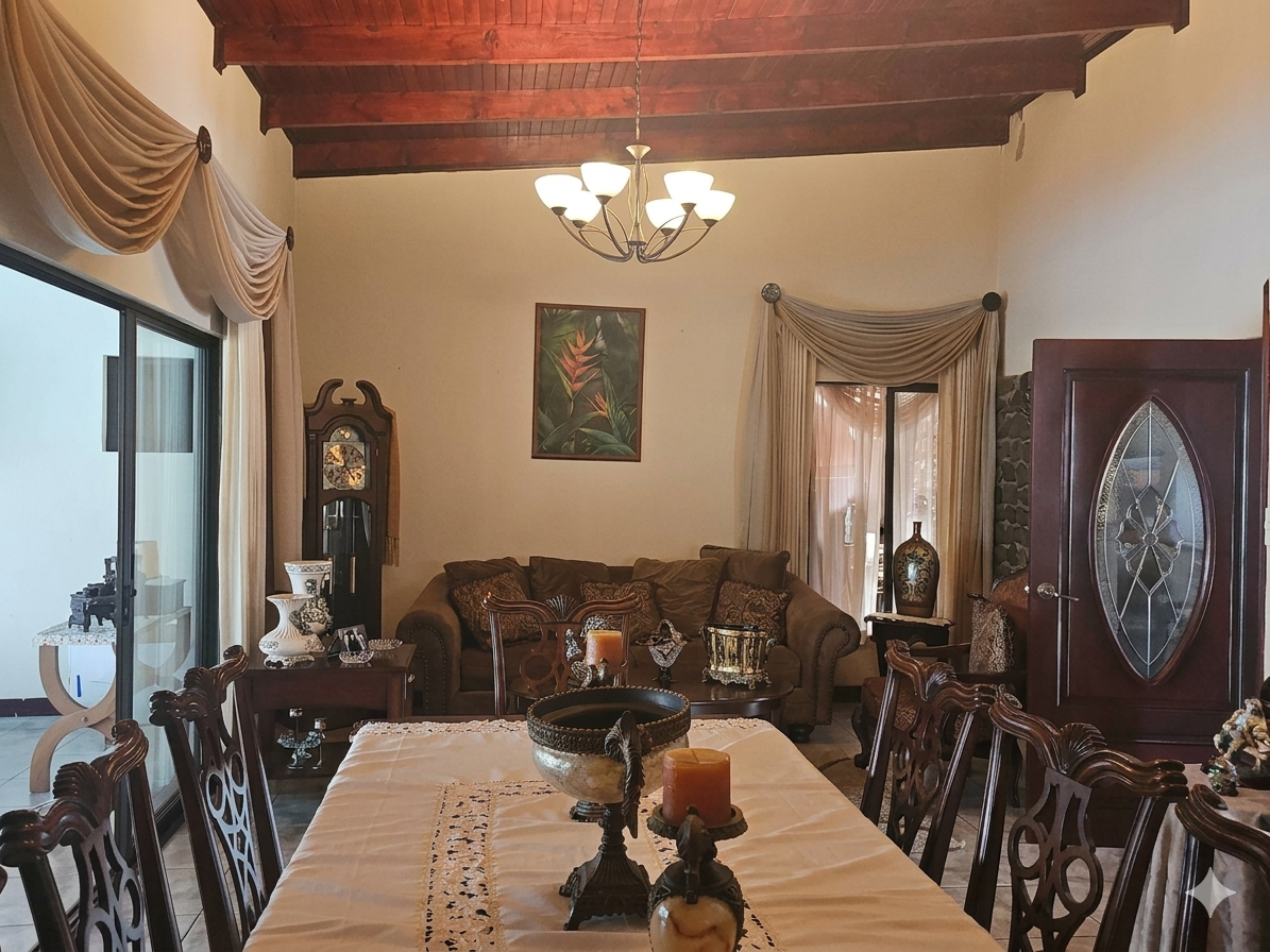 Venta de Propiedad en Heredia, Santa Bárbara!