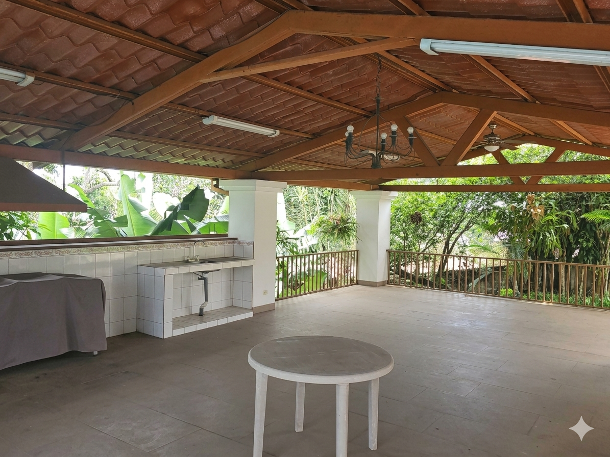 Venta de Propiedad en Heredia, Santa Bárbara!