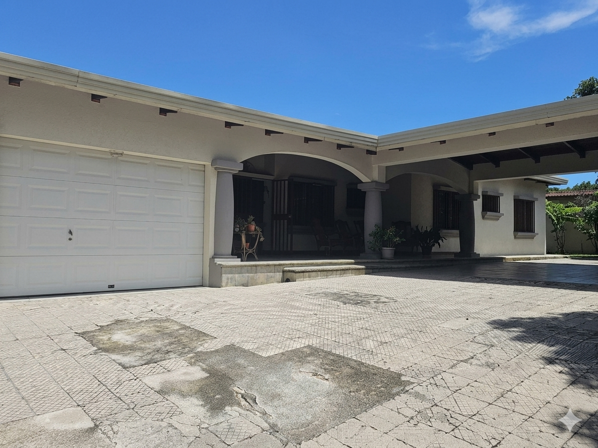 Venta de Propiedad en Heredia, Santa Bárbara!