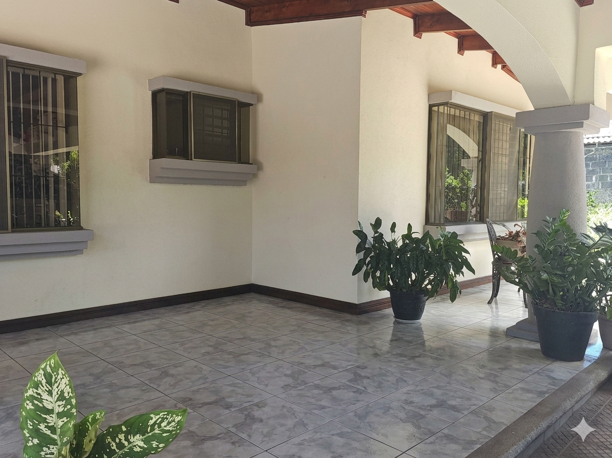 Venta de Propiedad en Heredia, Santa Bárbara!