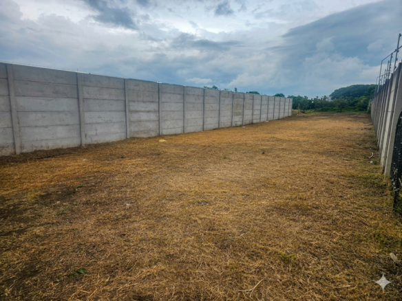 OPORTUNIDAD: Lote Plano de 450 m² en Santa Bárbara con Vista a la Montaña – ¡Listo para Construir!