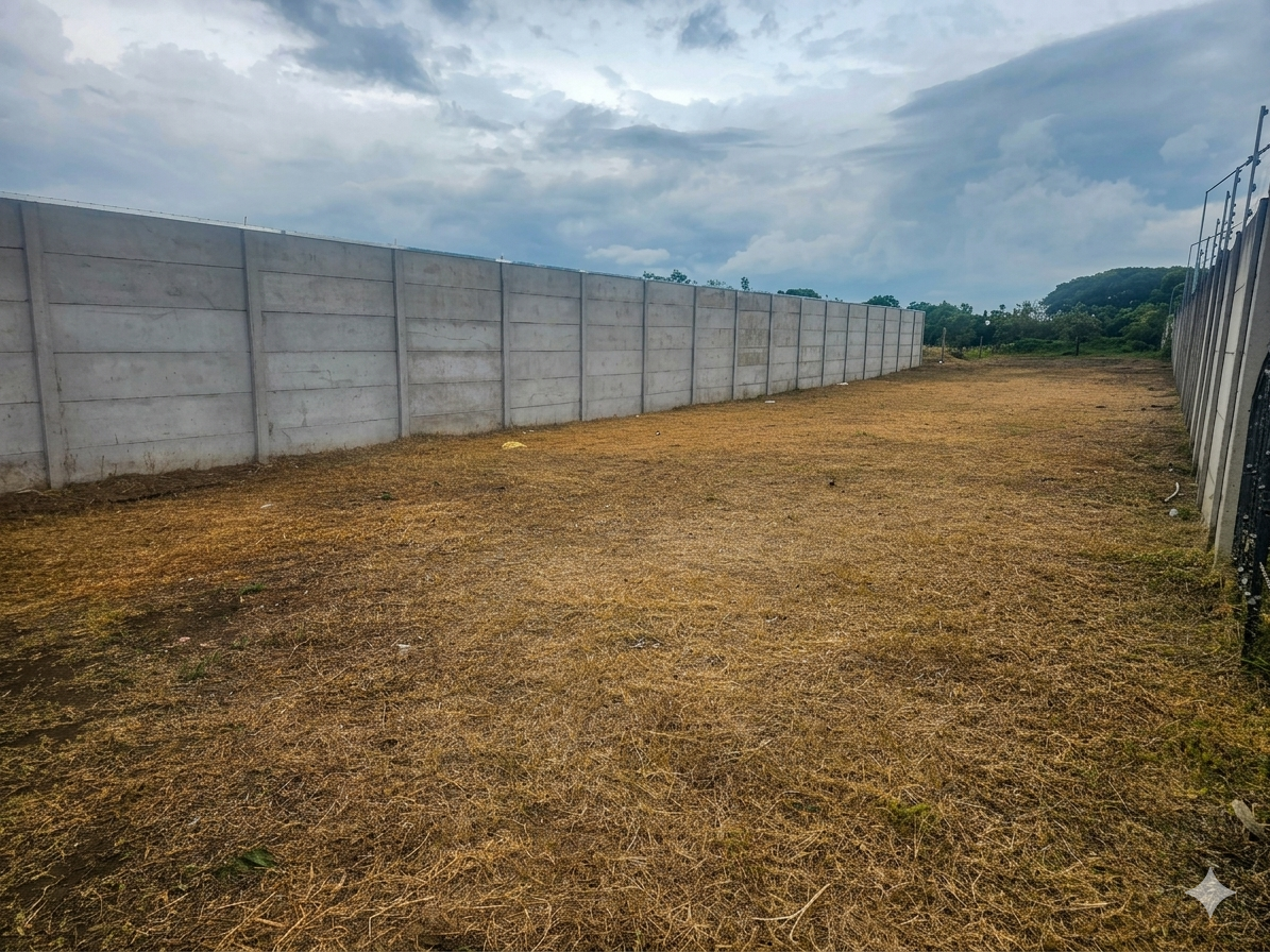 OPORTUNIDAD: Lote Plano de 450 m² en Santa Bárbara con Vista a la Montaña – ¡Listo para Construir!
