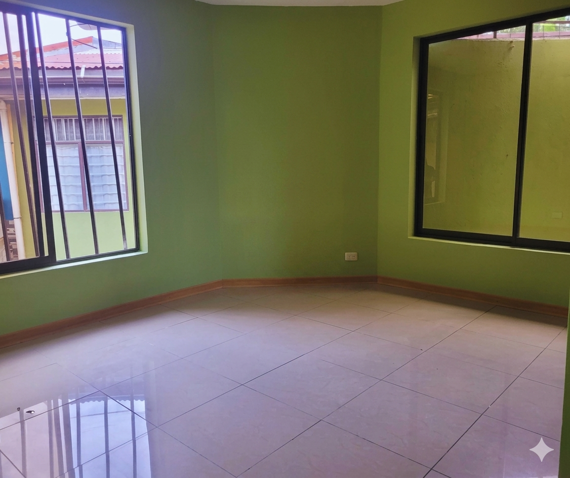 Venta de Casa en Residencial en Alajuelita!
